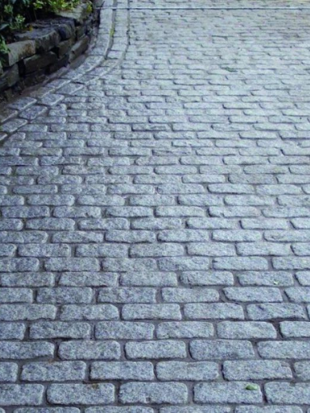 Silver Granite Cobbles 200x100 (Cropped & Tumbled)