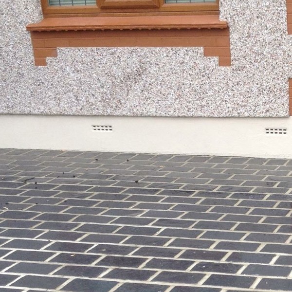 Black limestone Cobbles 100x100