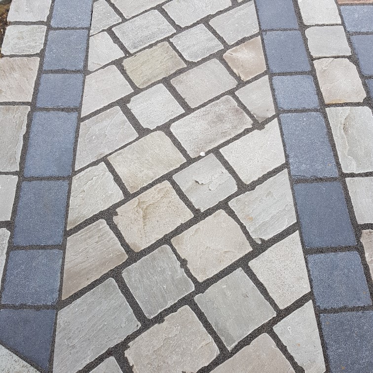 Silver Grey Block Paving 200x150