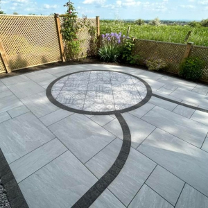 Black Basalt cobbles 100x100