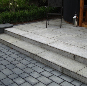 Silver Granite 600x350mm Bullnose