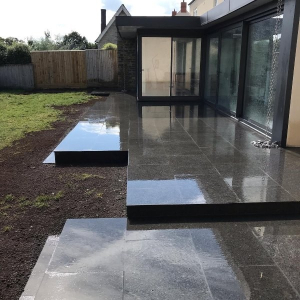 Ash Black Granite Sawn & Flamed 600x900